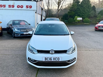 Used Volkswagen Polo 2016 for sale - 77671609: Photo