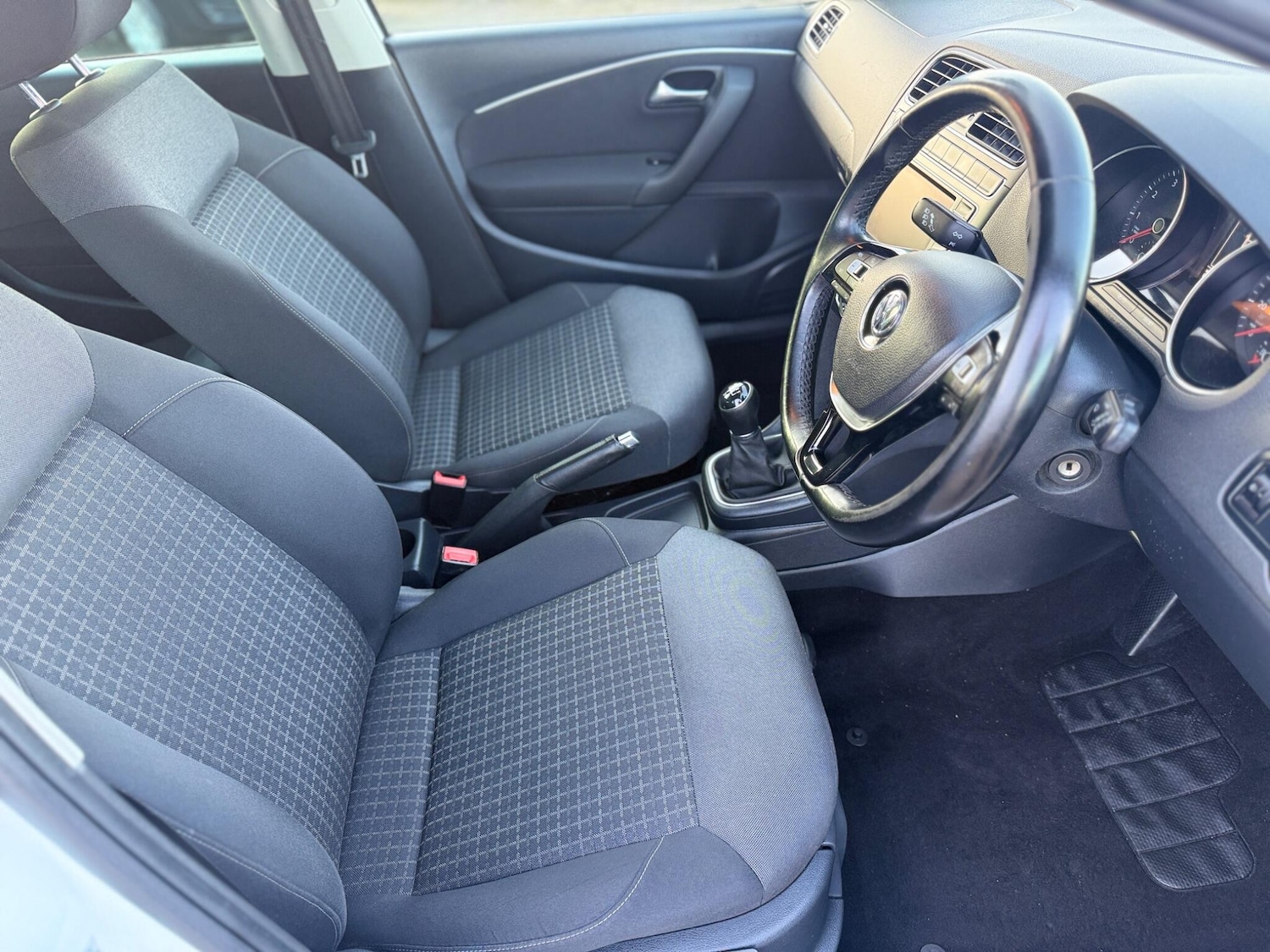 Used Volkswagen Polo for sale - 77671609: Photo 8