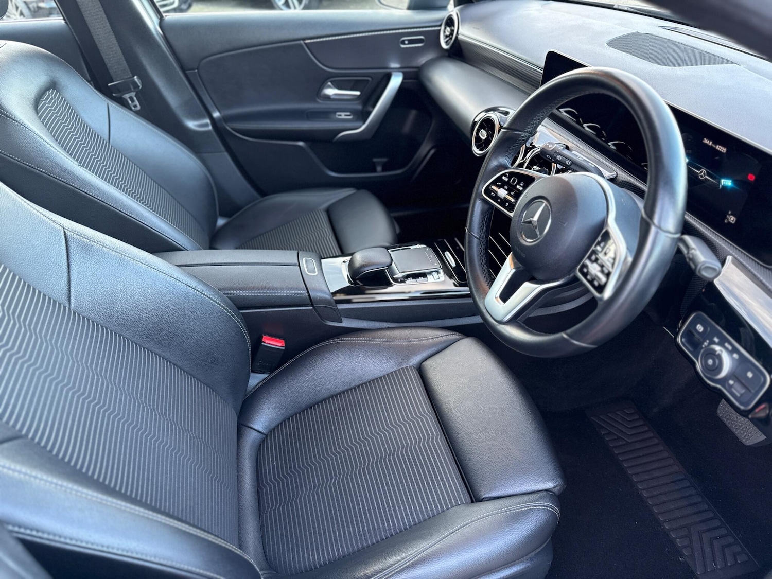 Used Mercedes-Benz A-Class 2018 for sale - 77315477: Photo 9