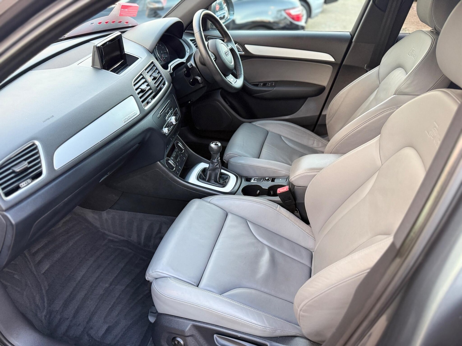 Used Audi Q3 2015 for sale - 76521612: Photo 11