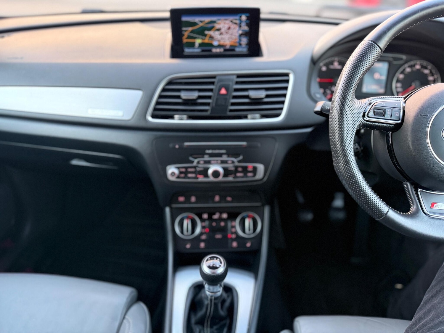 Used Audi Q3 2015 for sale - 76521612: Photo 19