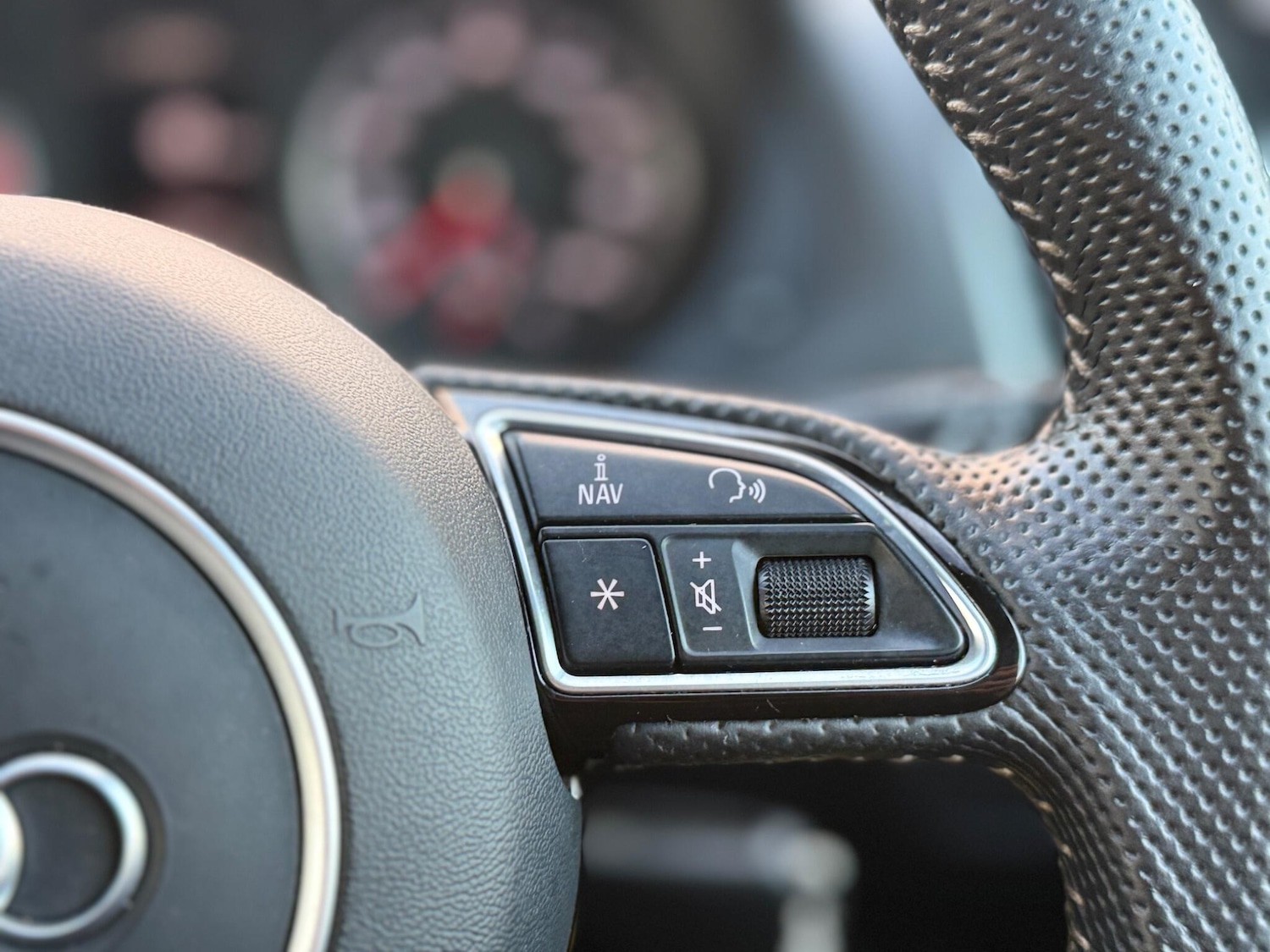 Used Audi Q3 2015 for sale - 76521612: Photo 34