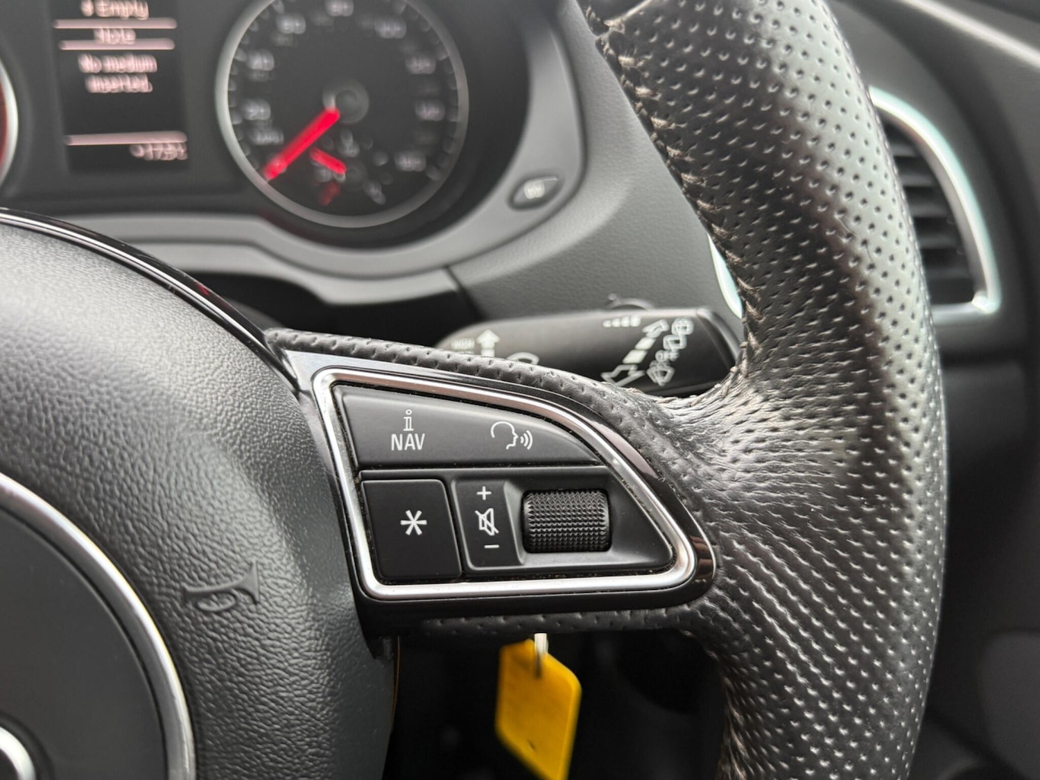 Used Audi Q3 2013 for sale - 76572565: Photo 29