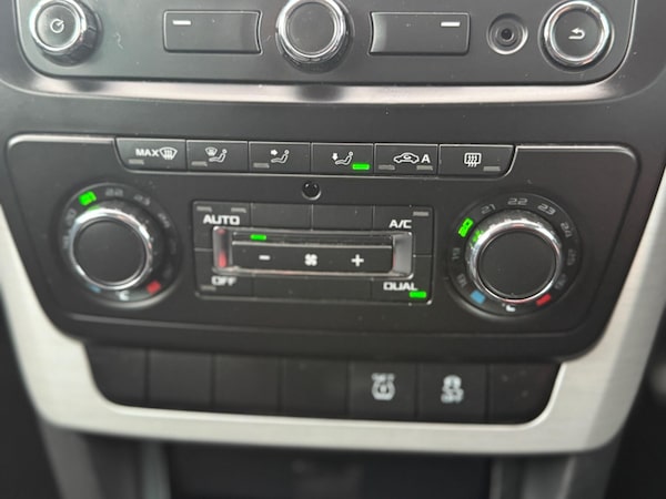Used Skoda Yeti 2014 for sale - 76284115: Photo 24