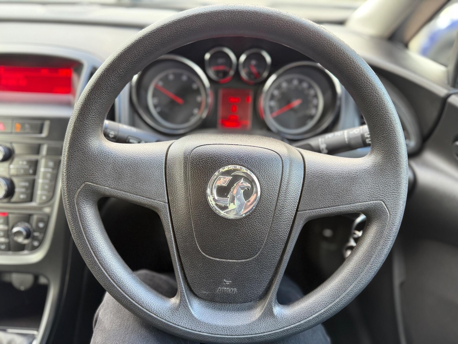 Used Vauxhall Astra for sale - 77704780: Photo 16