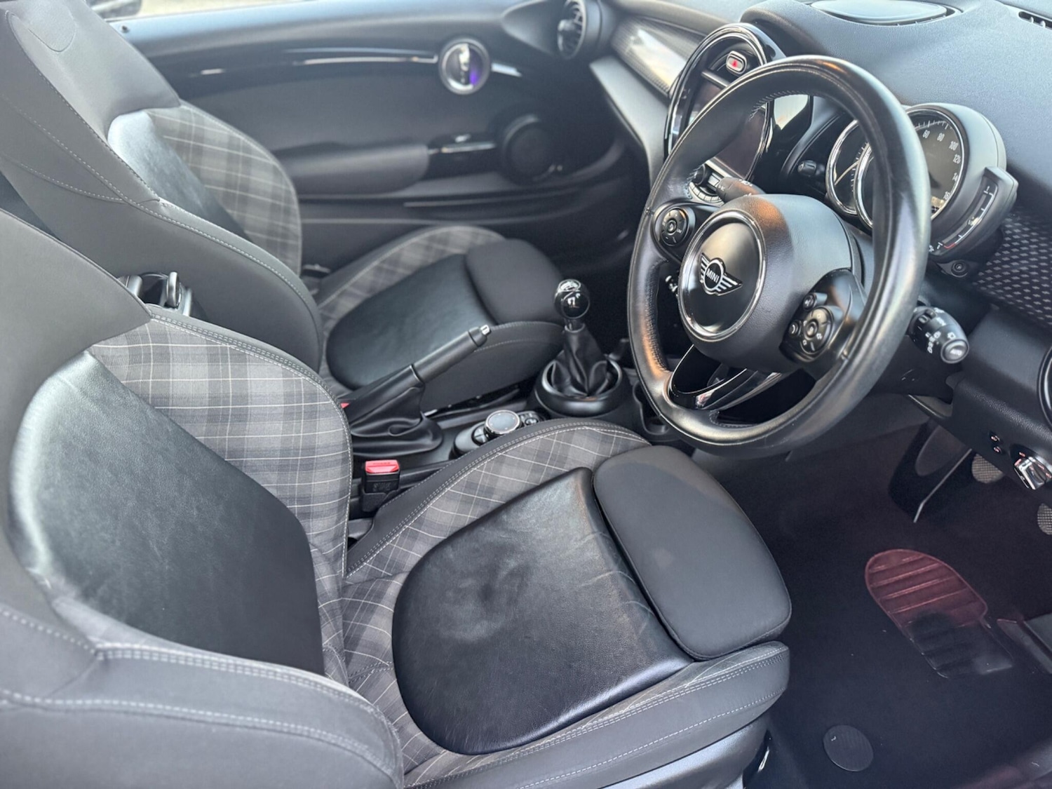 Used MINI Hatch 2018 for sale - 76619675: Photo 11