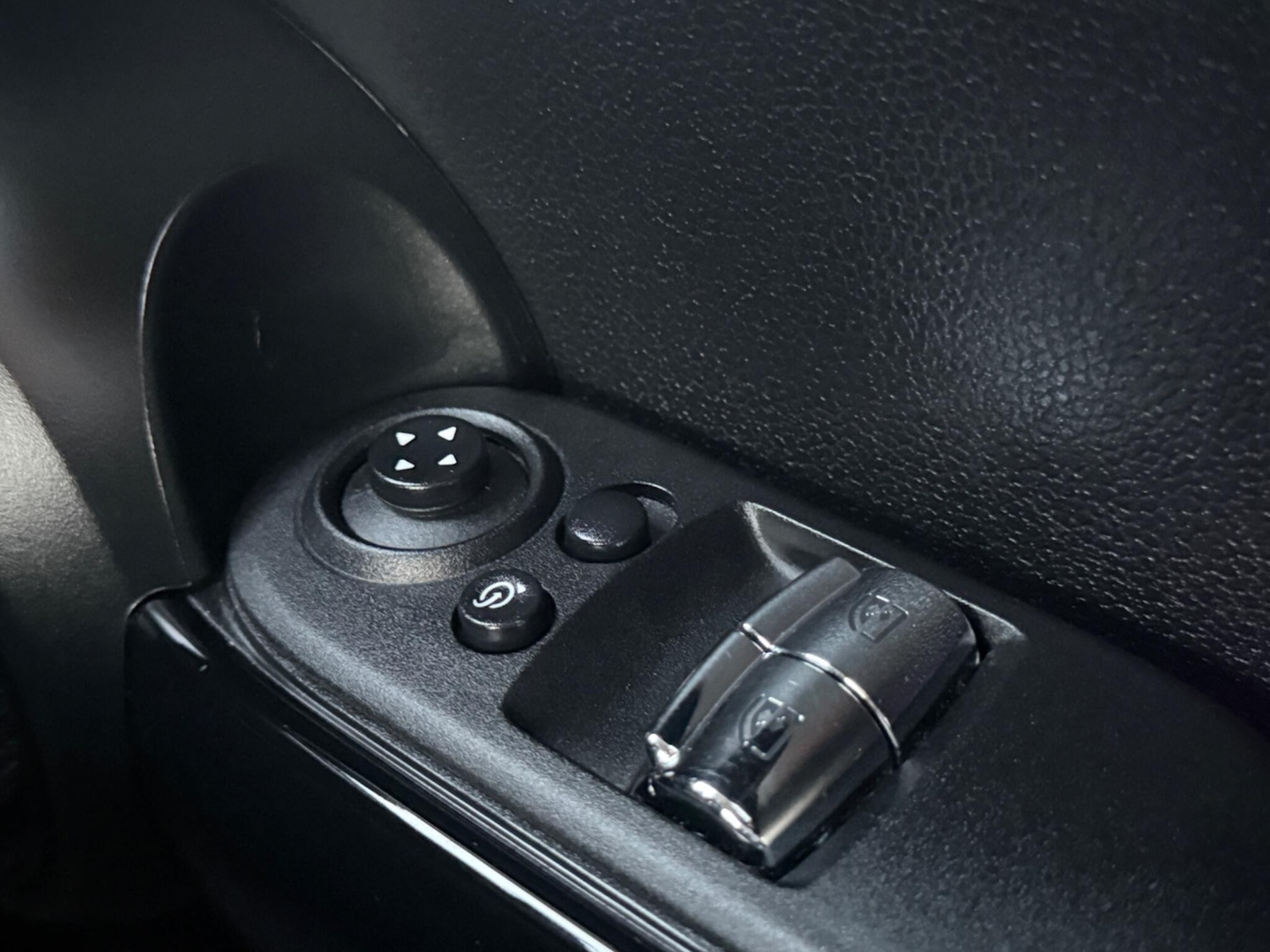 Used MINI Hatch 2018 for sale - 76619675: Photo 36