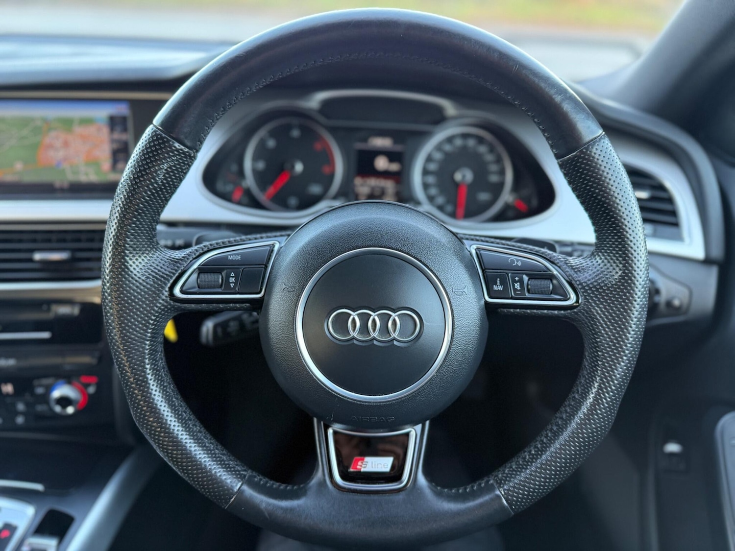 Used Audi A4 2015 for sale - 77131607: Photo 19