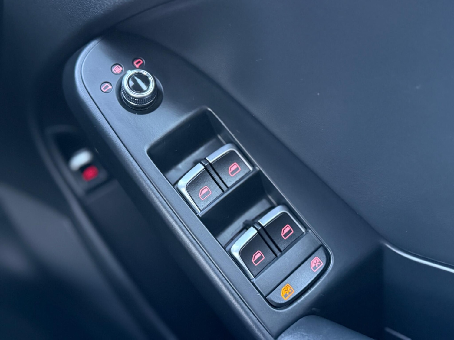 Used Audi A4 2015 for sale - 77131607: Photo 36