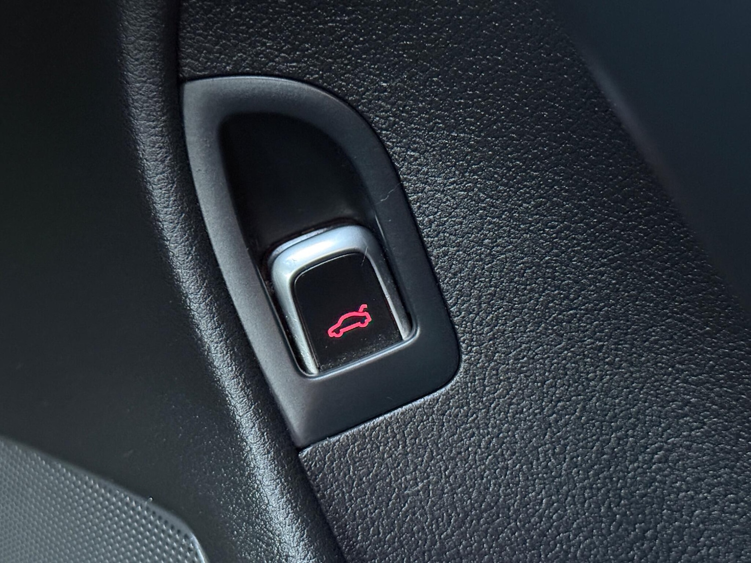 Used Audi A4 2015 for sale - 77131607: Photo 37