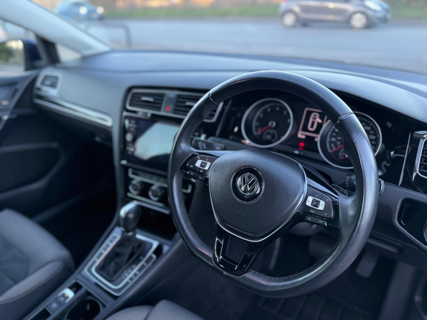 Used Volkswagen Golf 2019 for sale - 77097870: Photo 11