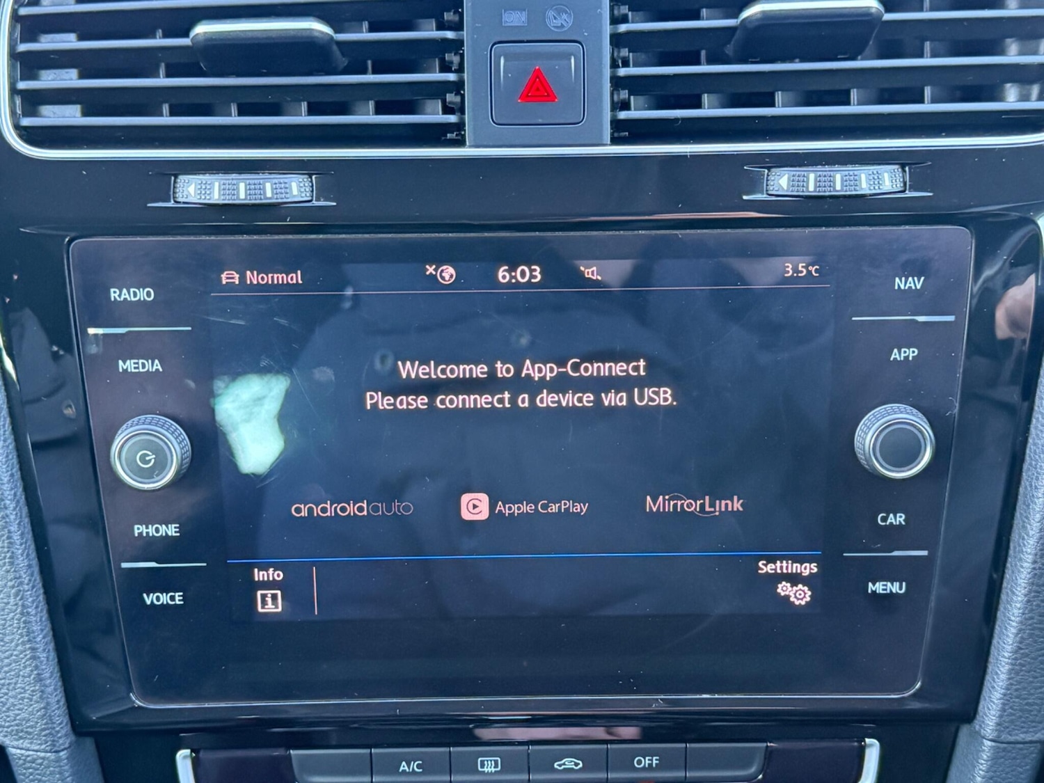 Used Volkswagen Golf 2019 for sale - 77097870: Photo 23