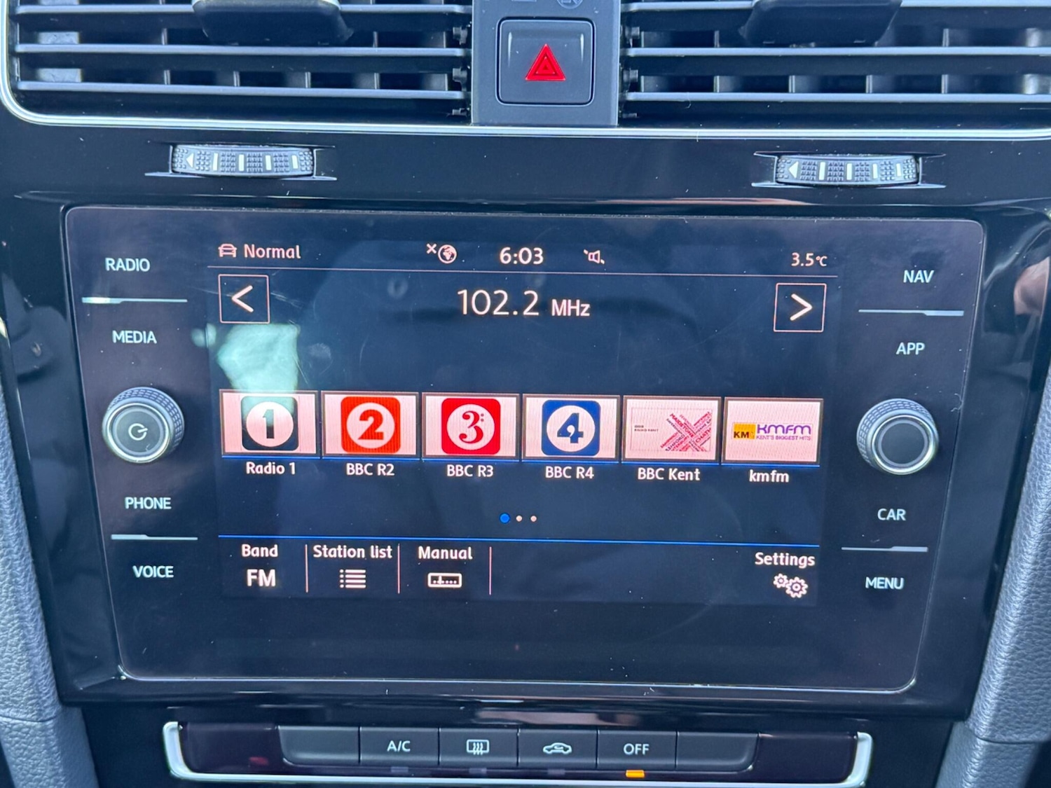 Used Volkswagen Golf 2019 for sale - 77097870: Photo 24