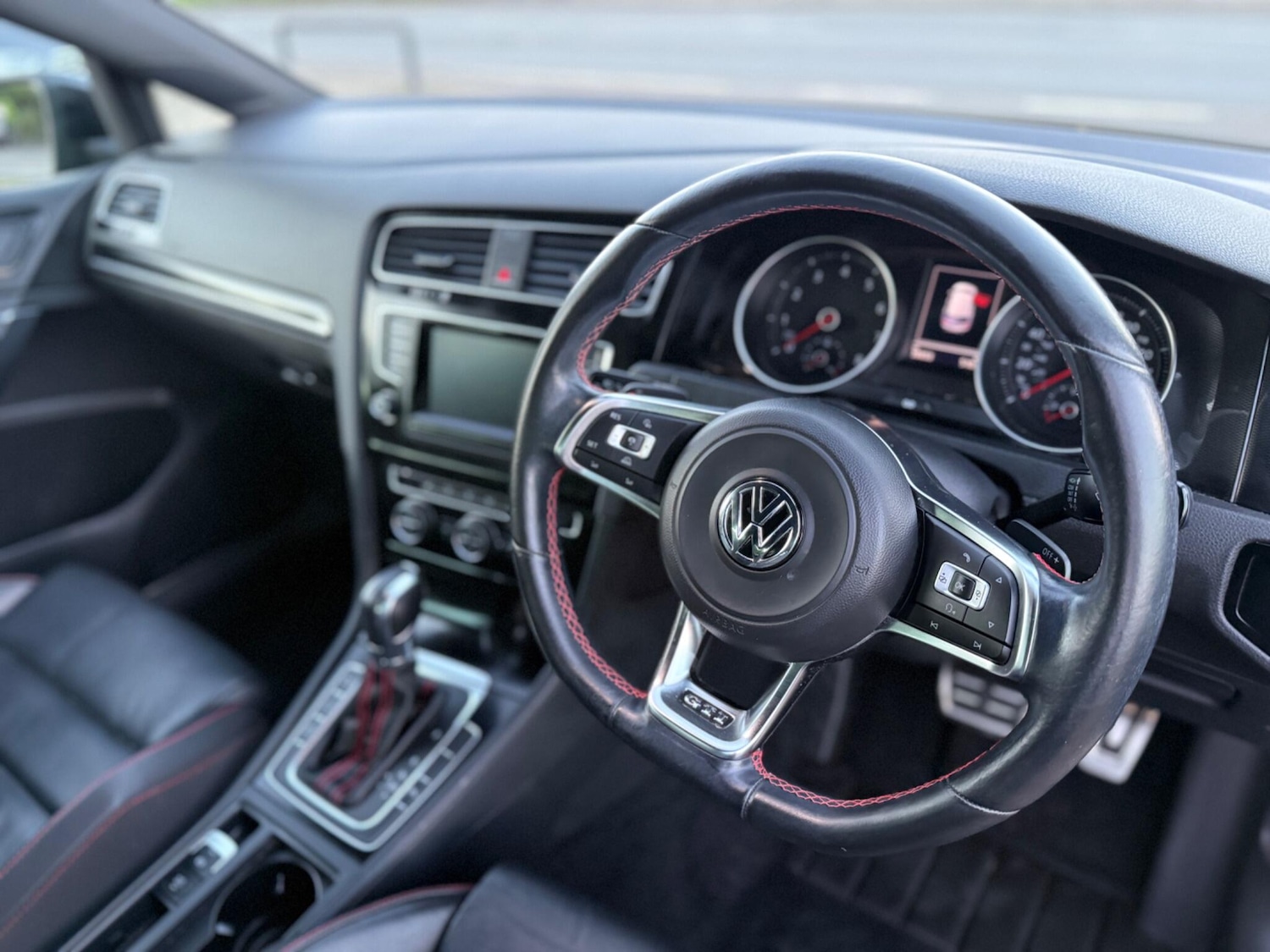 Used Volkswagen Golf for sale - 77015973: Photo 11