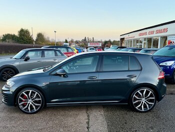 Used Volkswagen Golf 2014 for sale - 77015973: Photo