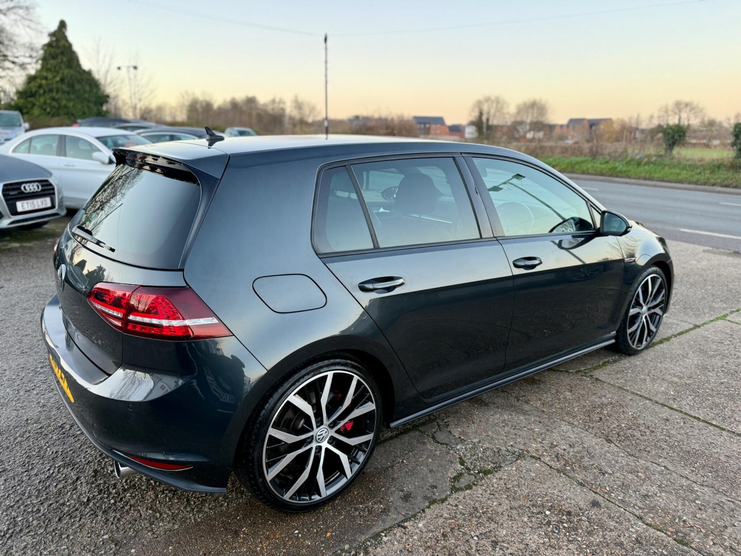 Used Volkswagen Golf for sale - 77015973: Photo 7