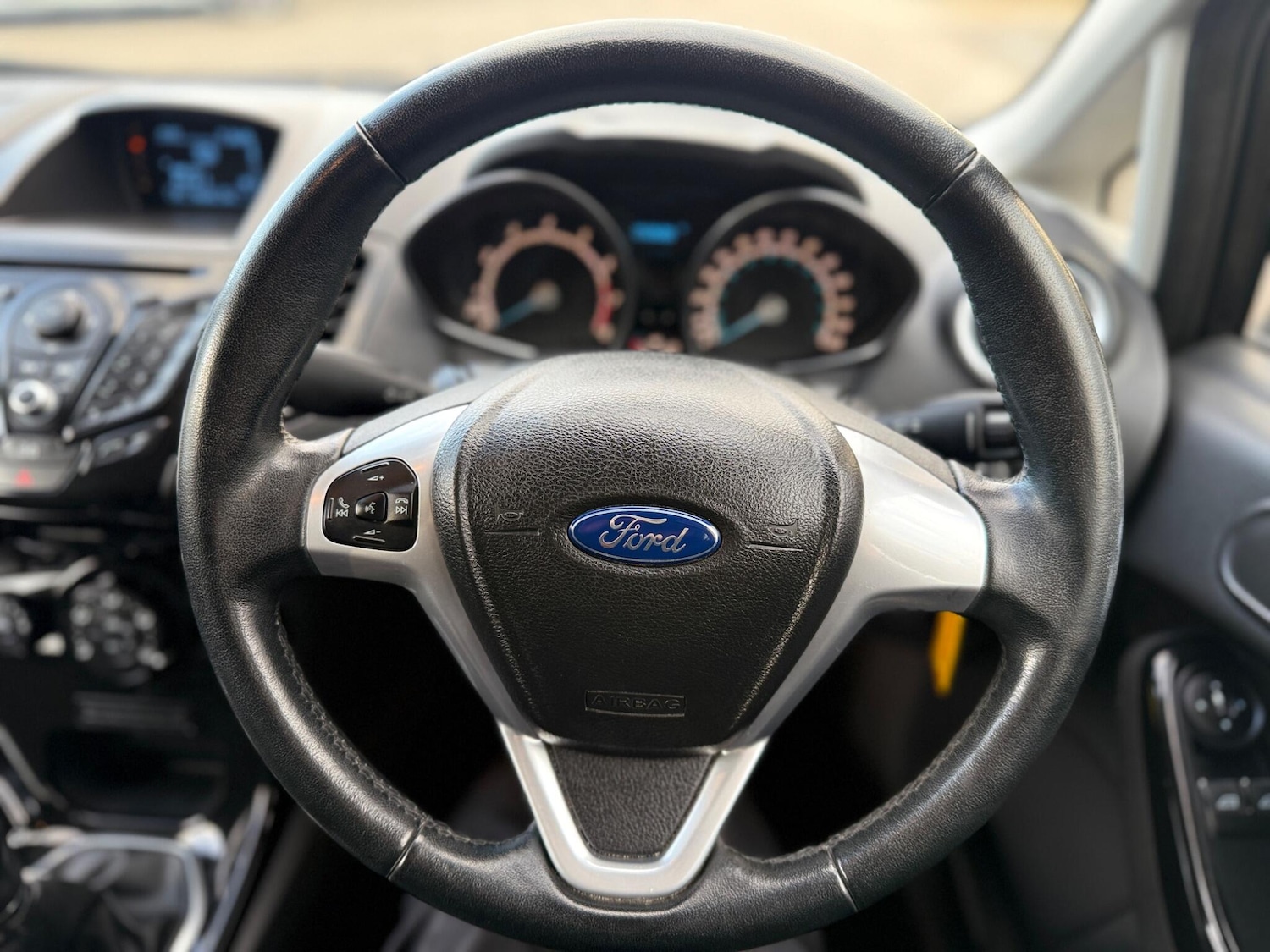 Used Ford Fiesta 2013 for sale - 78072545: Photo 17