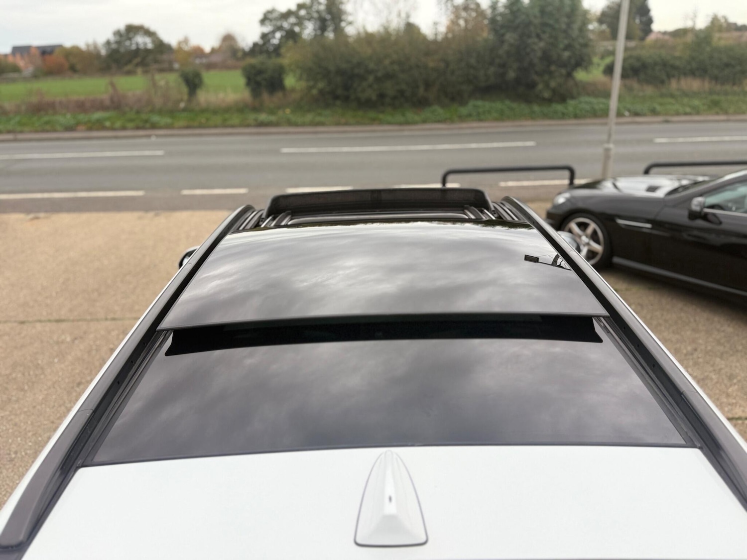 Used Hyundai Santa Fe 2017 for sale - 76499402: Photo 11