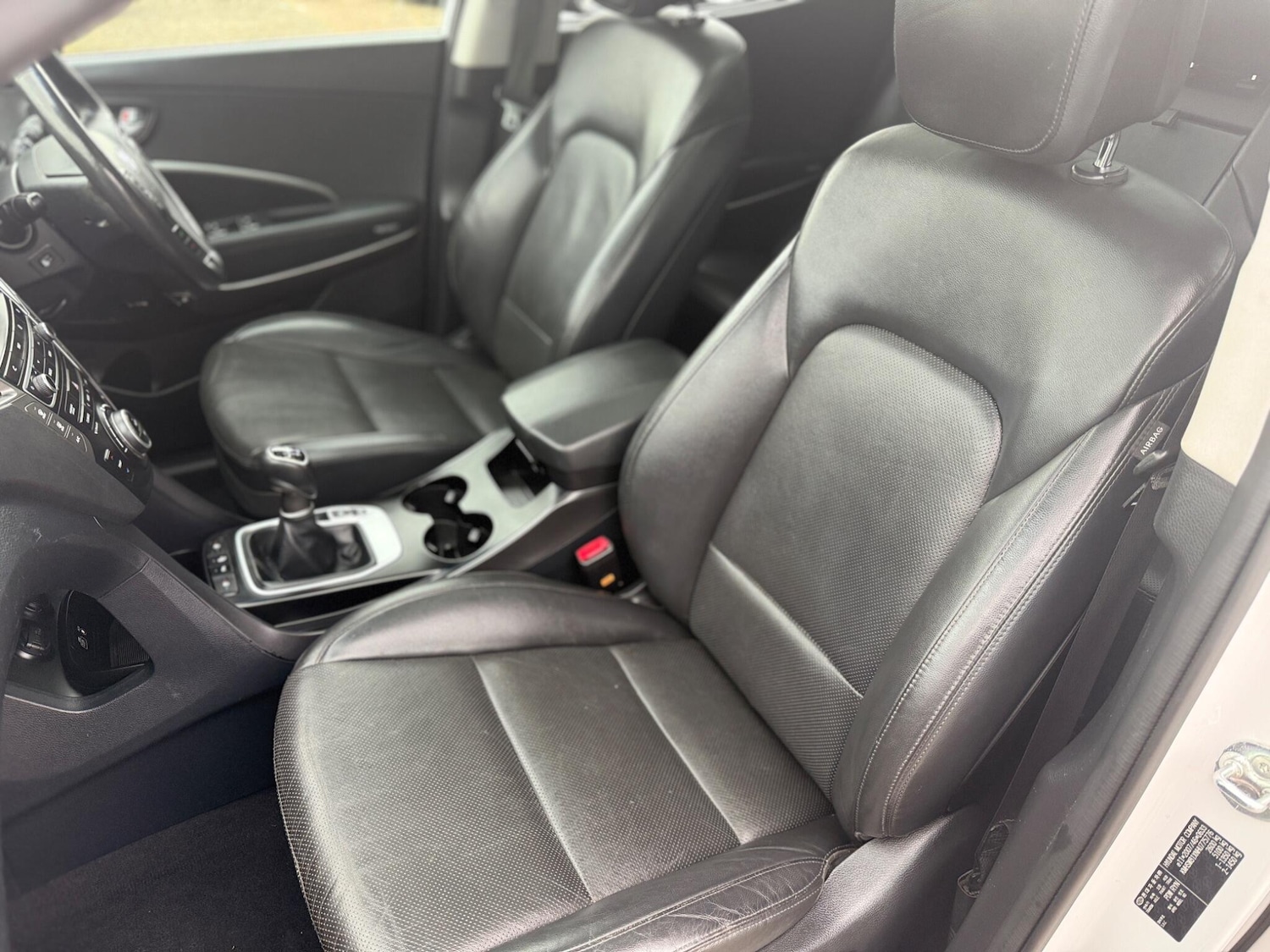 Used Hyundai Santa Fe 2017 for sale - 76499402: Photo 15