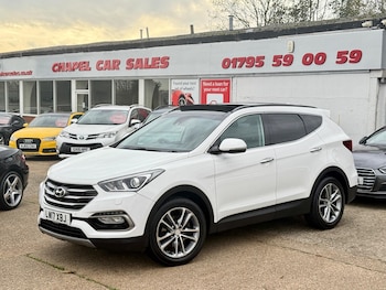 Used Hyundai Santa Fe 2017 for sale - 76499402: Photo
