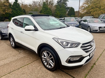 Used Hyundai Santa Fe 2017 for sale - 76499402: Photo