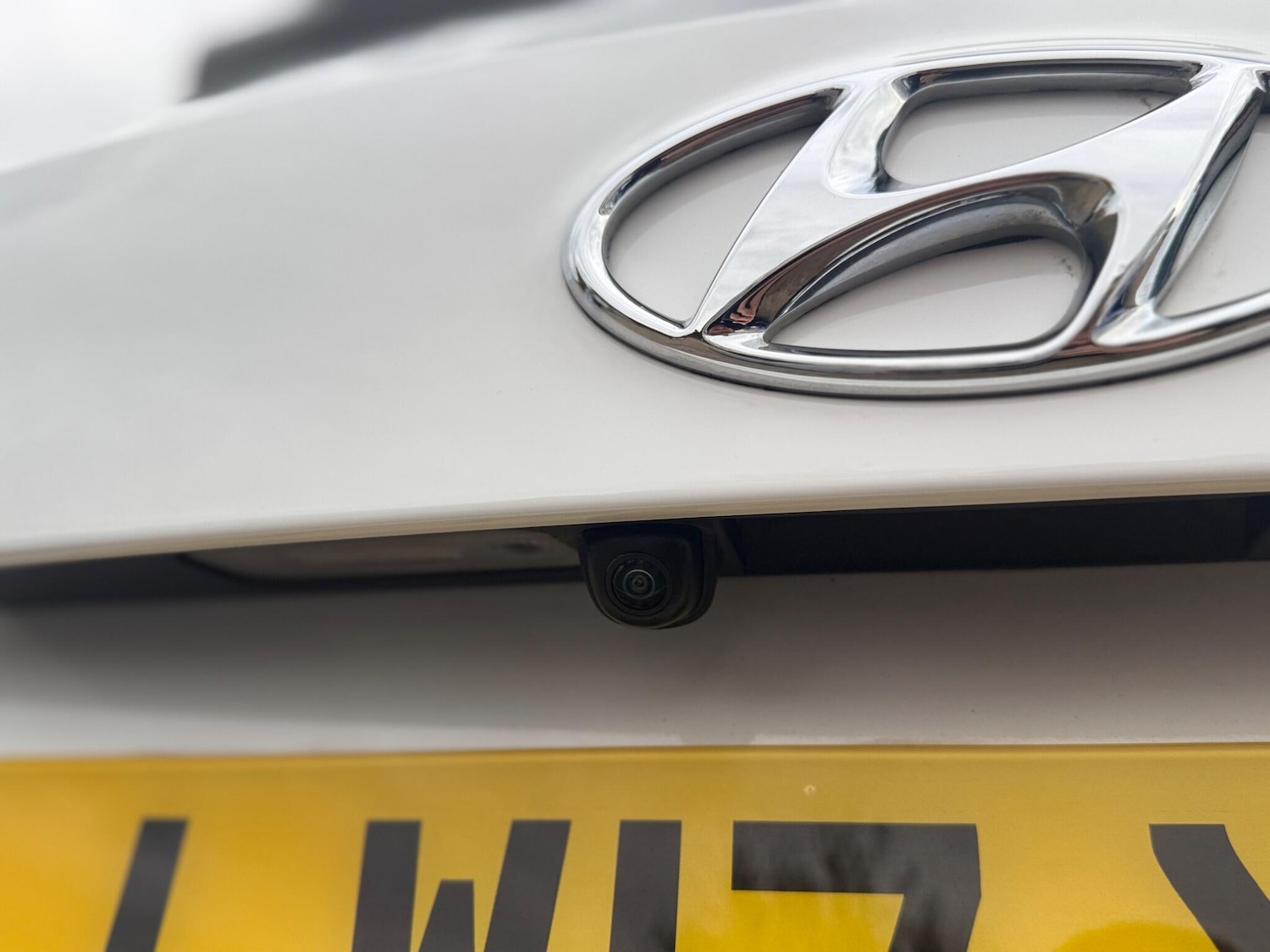 Used Hyundai Santa Fe 2017 for sale - 76499402: Photo 48