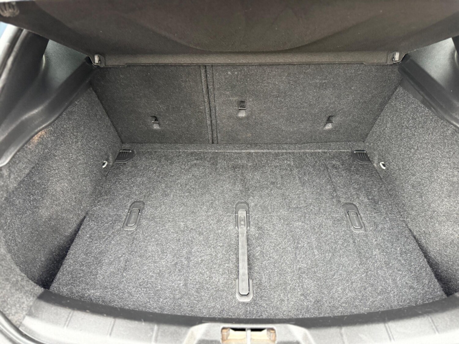 Used Volvo V40 for sale - 78214657: Photo 15