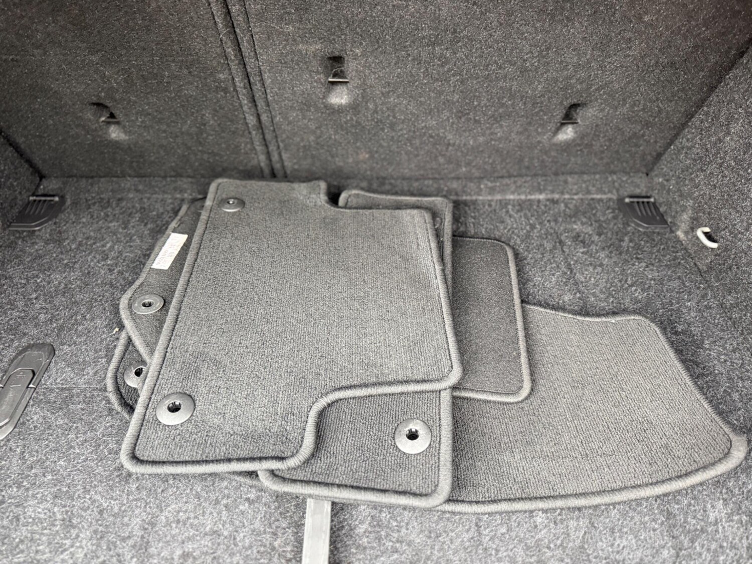 Used Volvo V40 for sale - 78214657: Photo 17