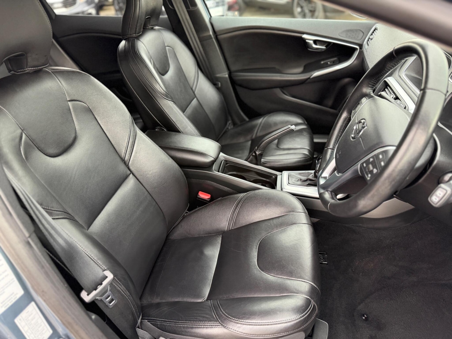 Used Volvo V40 for sale - 78214657: Photo 9