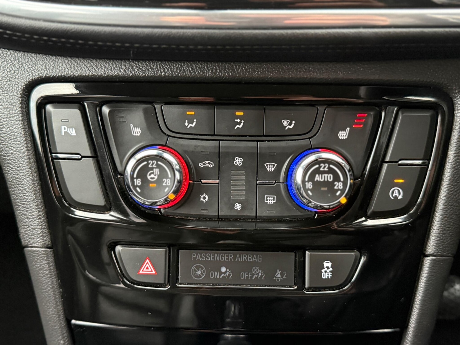 Used Vauxhall Mokka X 2018 for sale - 77040033: Photo 19