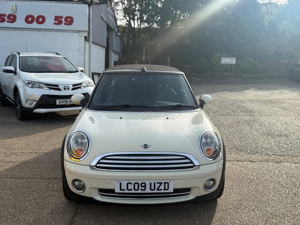Used MINI Convertible 2009 for sale - 76201053: Photo 14