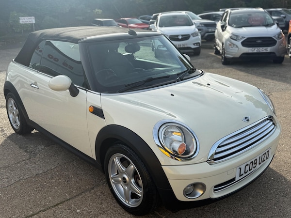 Used MINI Convertible 2009 for sale - 76201053: Photo 15