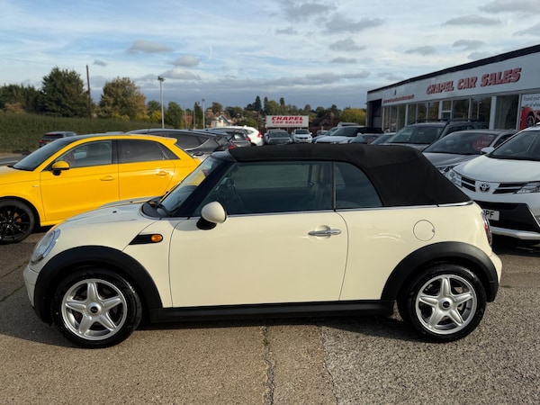 Used MINI Convertible 2009 for sale - 76201053: Photo 16