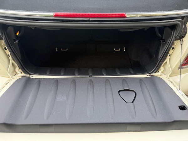 Used MINI Convertible 2009 for sale - 76201053: Photo 27