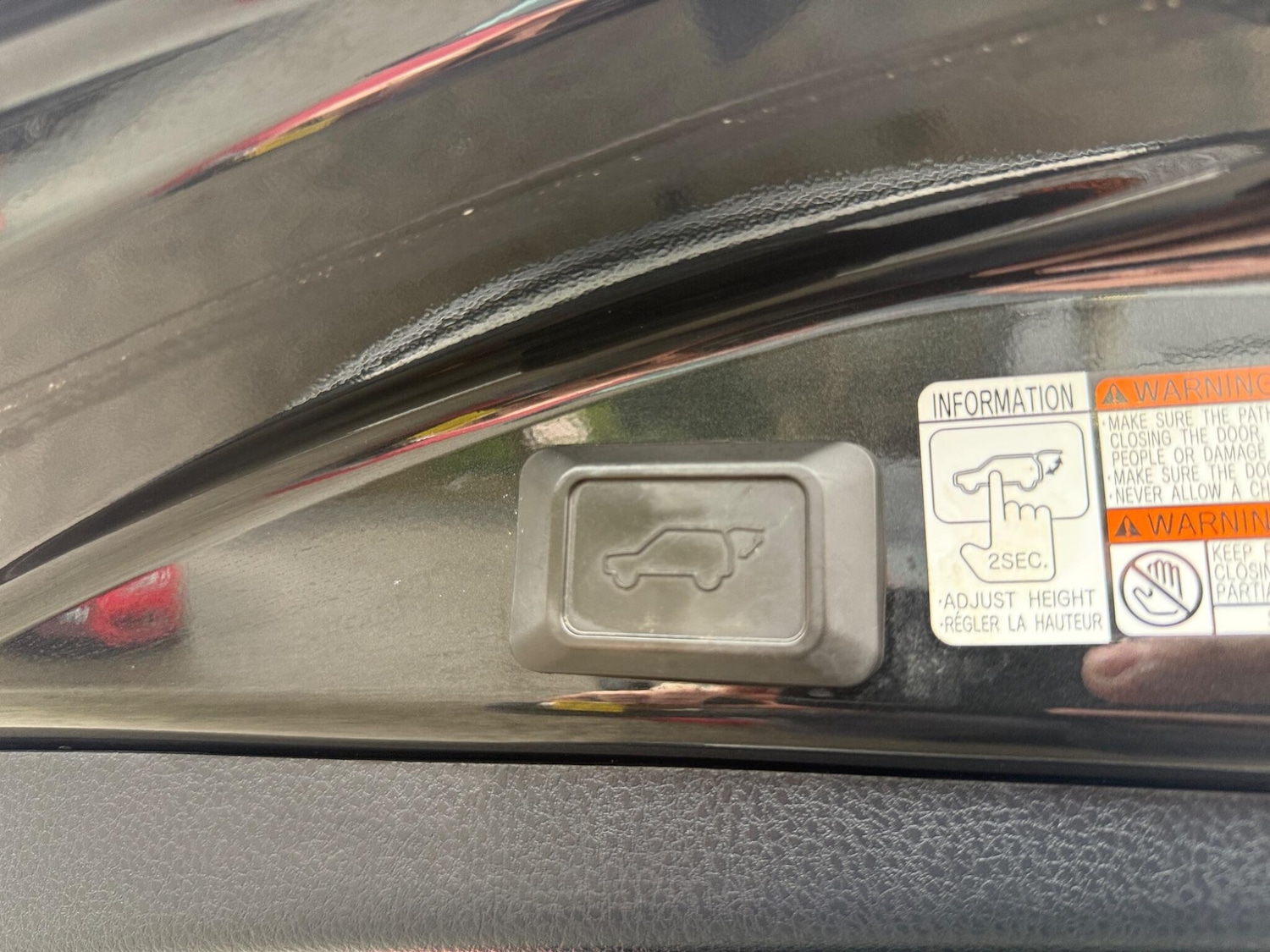 Used Toyota RAV4 2014 for sale - 77625816: Photo 17