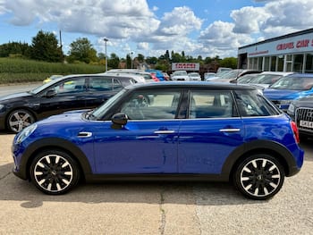 Used MINI Hatch 2019 for sale - 79793955: Photo
