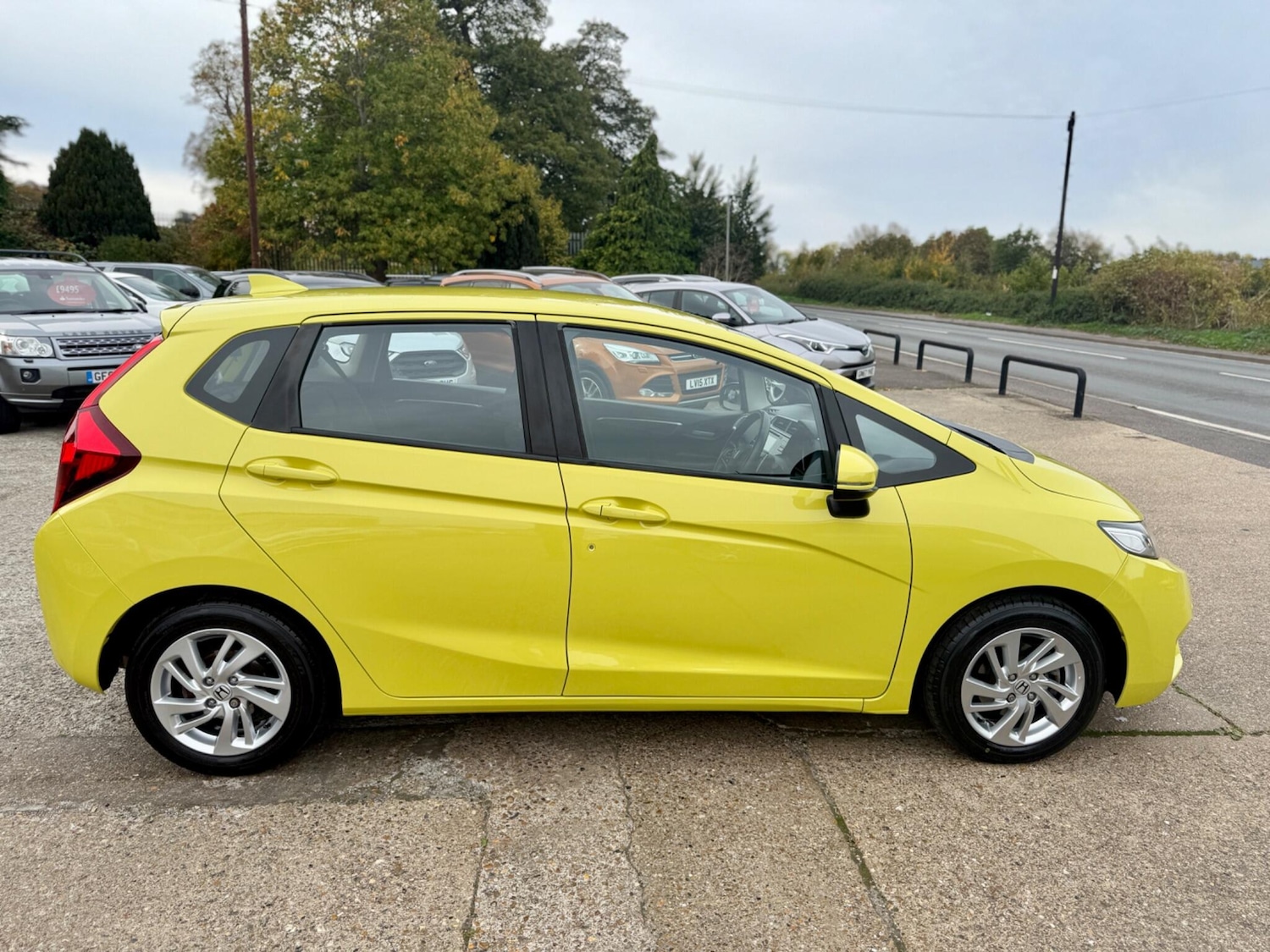 Used Honda Jazz 2015 for sale - 76314454: Photo 8