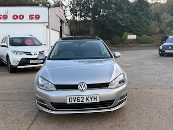 Used Volkswagen Golf 2012 for sale - 76152316: Photo