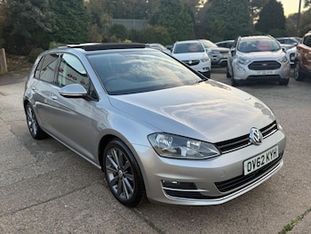 Used Volkswagen Golf 2012 for sale - 76152316: Photo