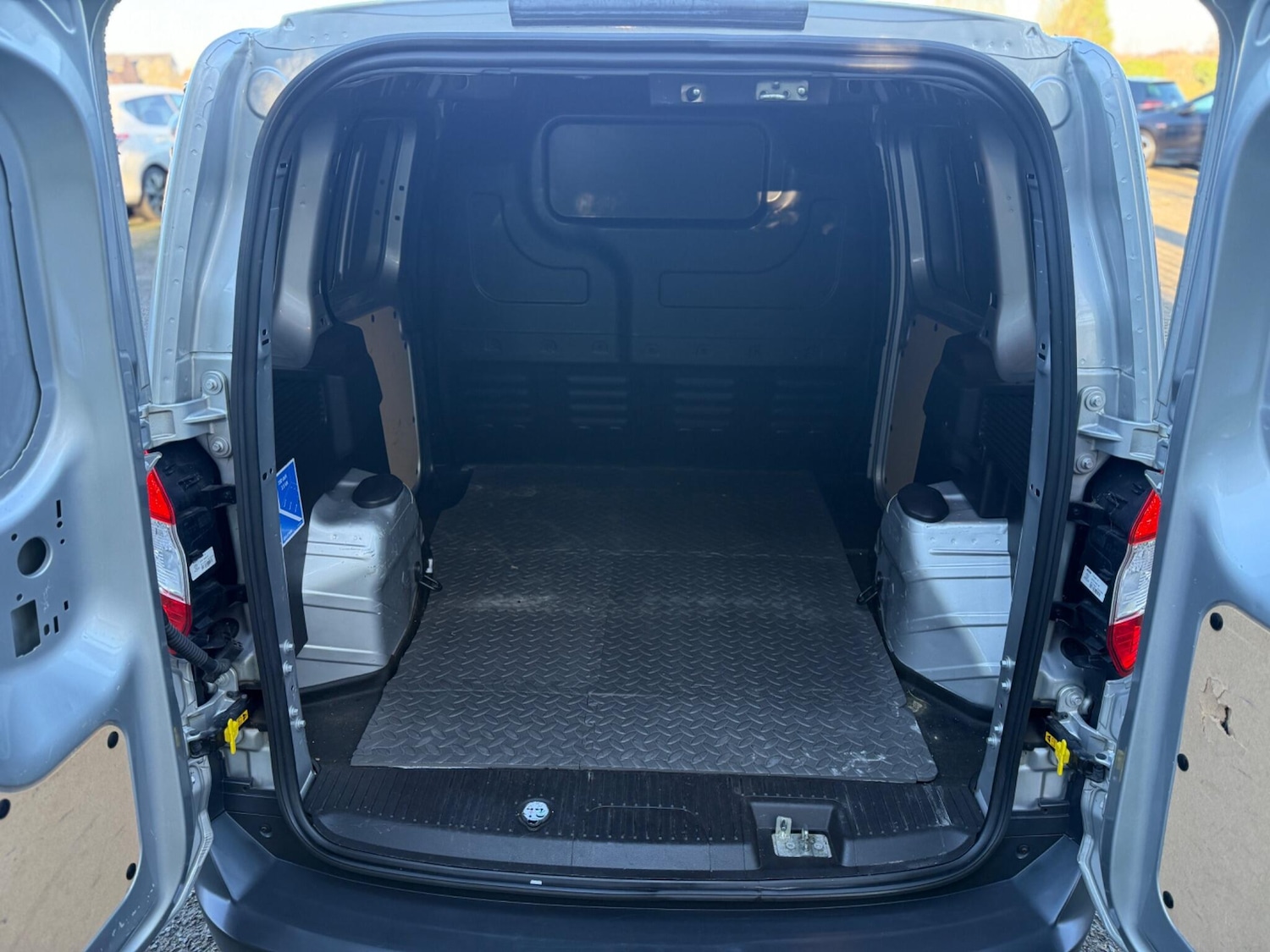 Used Ford Transit Courier 2022 for sale - 77081498: Photo 13