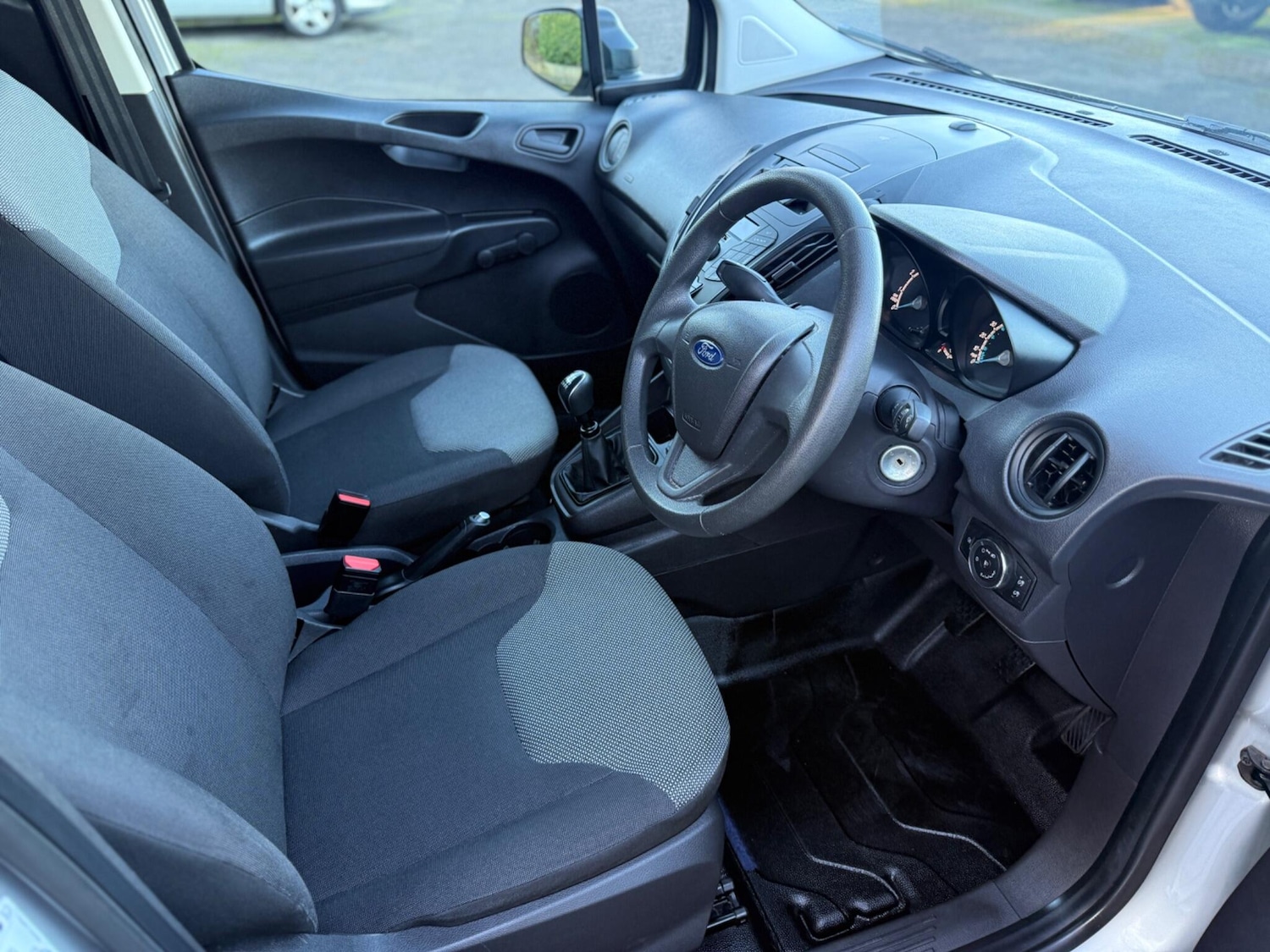 Used Ford Transit Courier 2022 for sale - 77081498: Photo 8