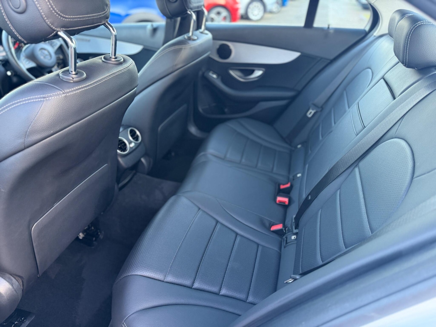 Used Mercedes-Benz C Class 2018 for sale - 76715499: Photo 13