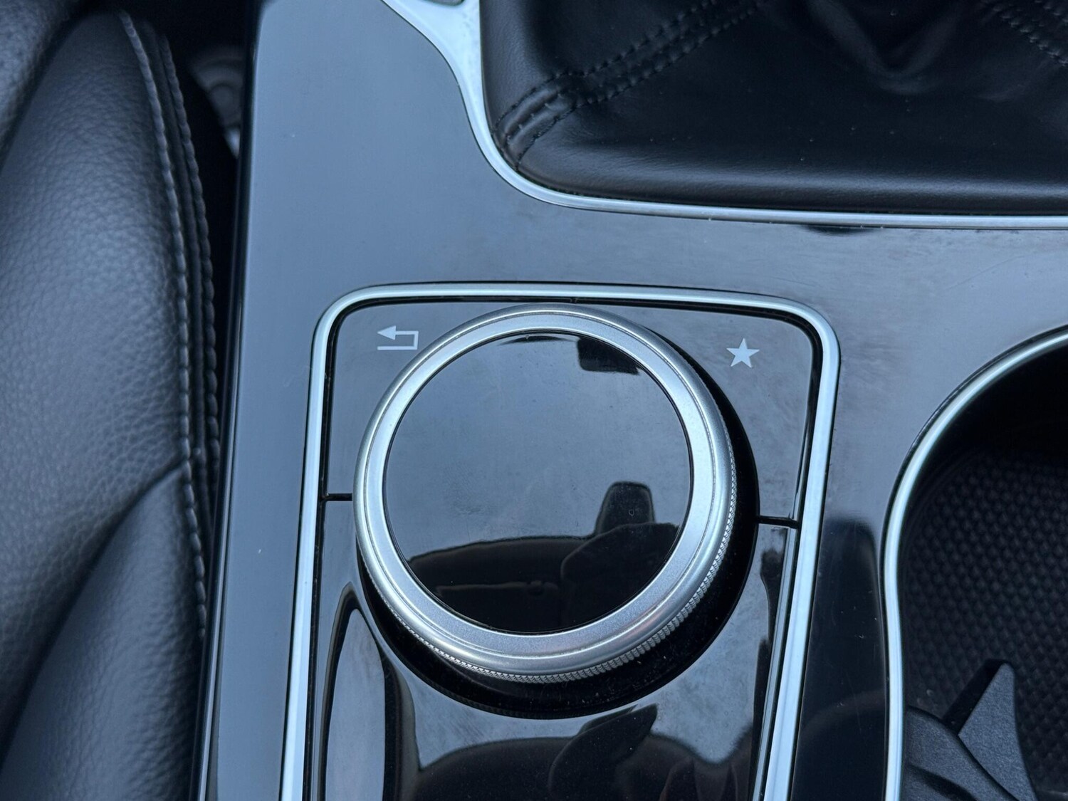 Used Mercedes-Benz C Class 2018 for sale - 76715499: Photo 35