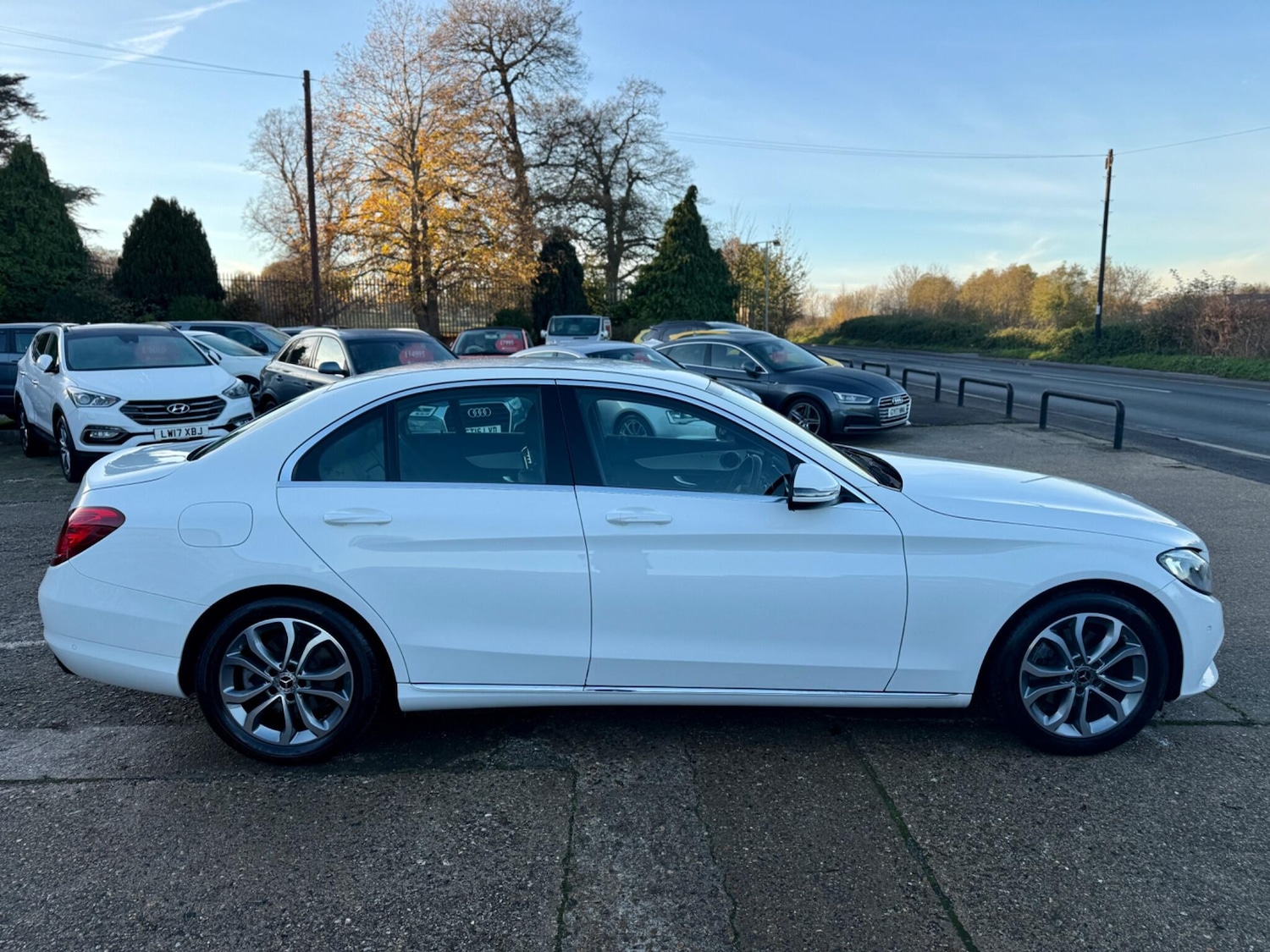Used Mercedes-Benz C Class 2018 for sale - 76715499: Photo 8
