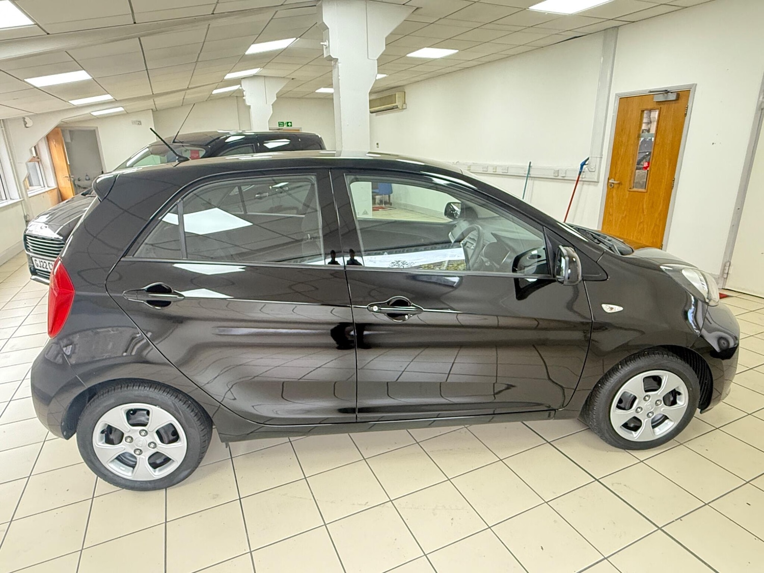 Used Kia Picanto 2016 for sale - 76377767: Photo 7