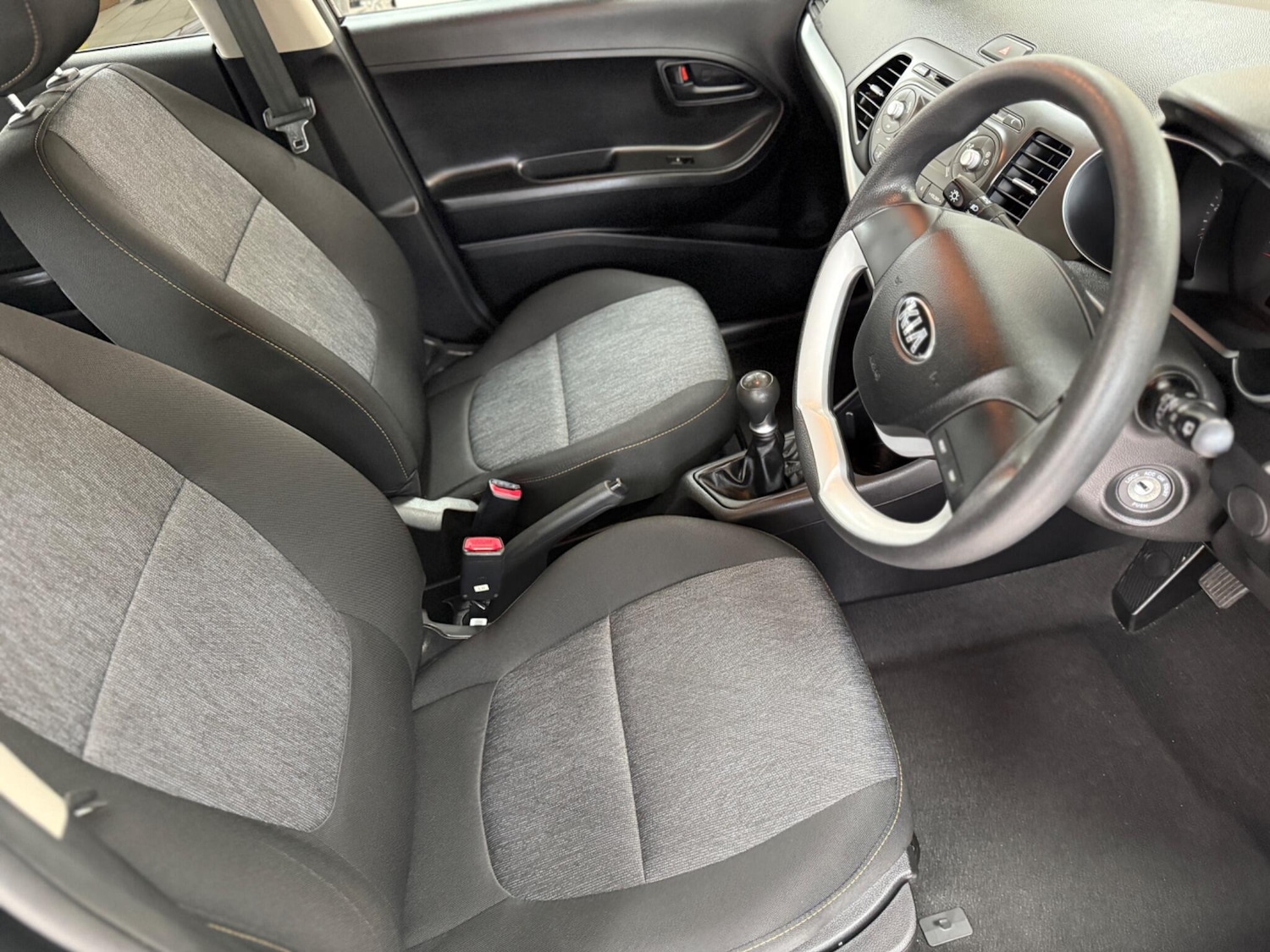 Used Kia Picanto 2016 for sale - 76377767: Photo 8