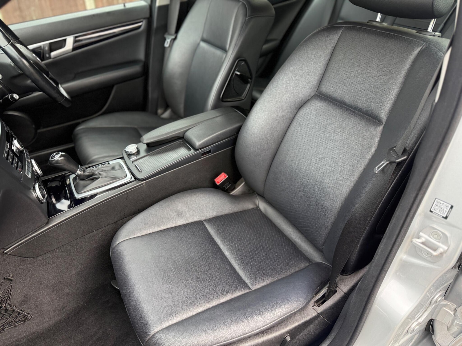 Used Mercedes-Benz C Class 2013 for sale - 75828829: Photo 12