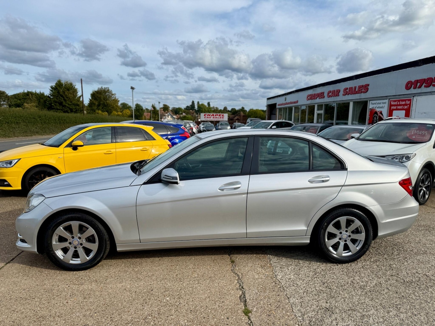Used Mercedes-Benz C Class 2013 for sale - 75828829: Photo 4