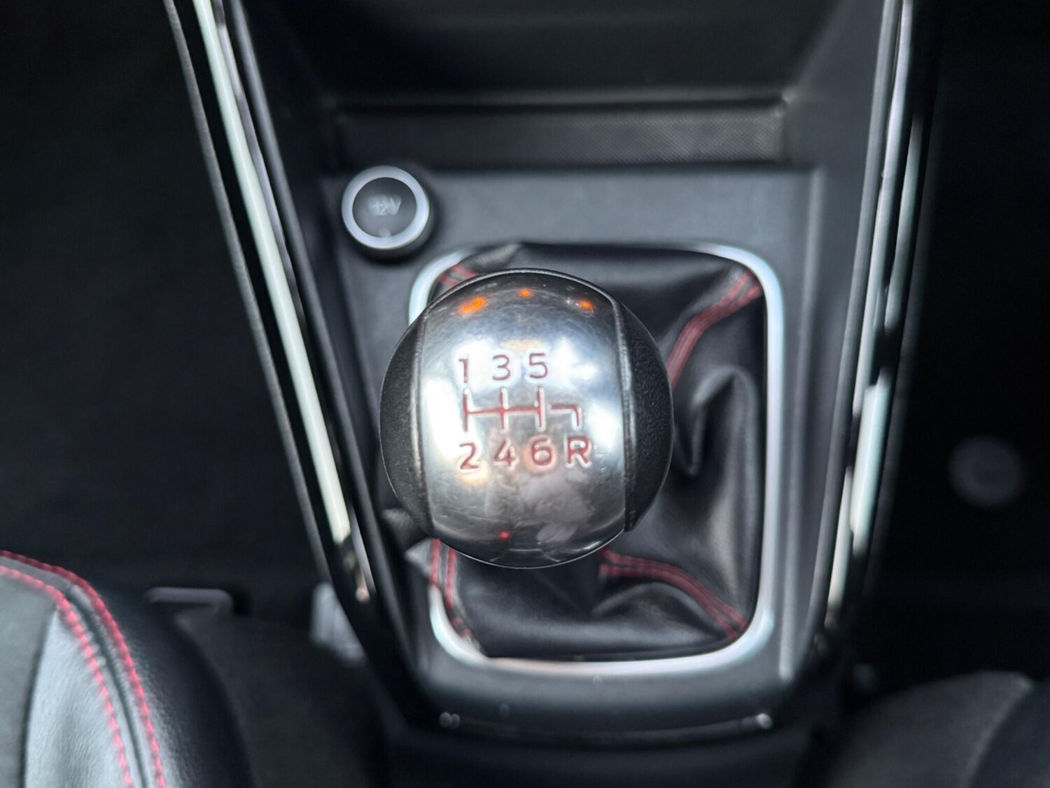 Used Ford Ecosport 2018 for sale - 77358369: Photo 27