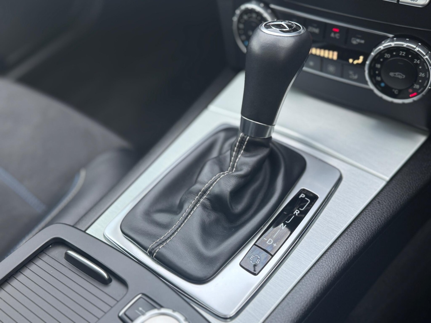 Used Mercedes-Benz C Class 2014 for sale - 76952534: Photo 25